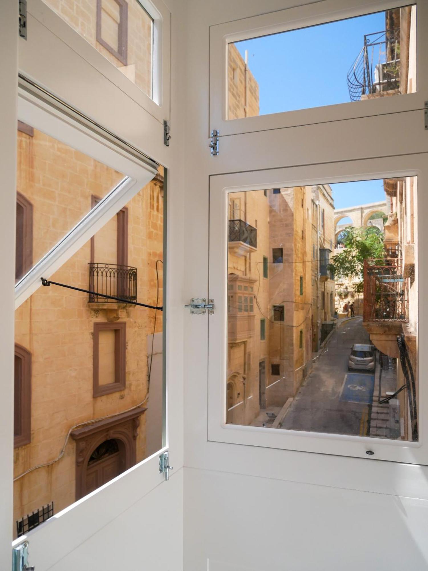 Battery House Hotel Valletta Bilik gambar